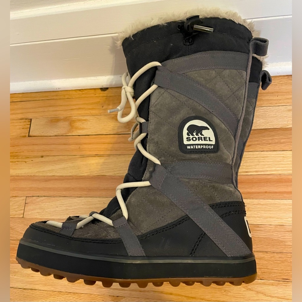 Sorel Glacy Explorer NL waterproof boot Womens size 7.5